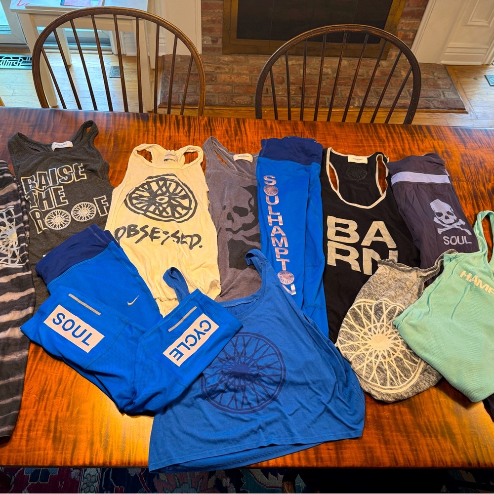 SoulCycle Bundle With Rare Hamptons & Limited Edition Pieces 7 Tanks, 4 Leggings